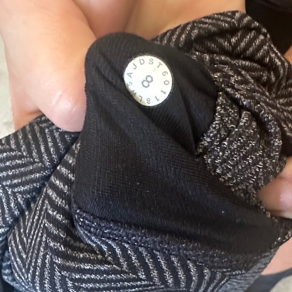 Lululemon Athletica Black Herringbone Leggings - Picture 3 of 4